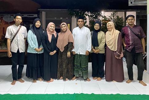 Mahasiswa Jurusan Pengembangan Masyarakat Islam Berpartisipasi dalam Khotmil Quran di Mushola Al-Multazam Permata Dawuan, Desa Dawuan, Kecamatan Tengah Tani