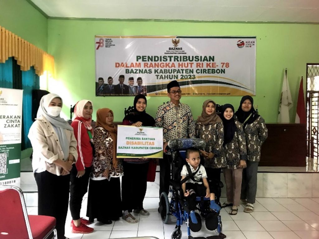 Mahasiswa PMI Bersama Puskesos Kelurahan Sumber Lakukan Distribusi dan Pengajuan Bantuan Sosial Baznas bagi Warga Disabilitas