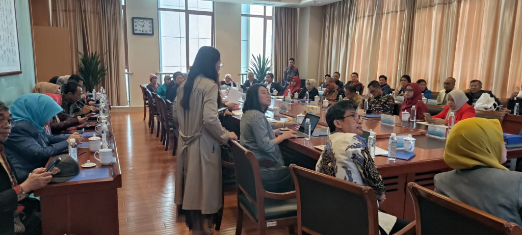 Dosen PMI Berpartisipasi dalam Simposium Internasional di Wuxi Institute of Technology