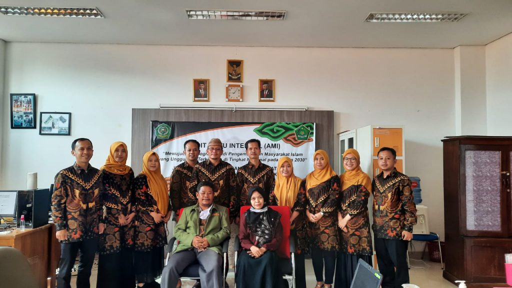 TERAPKAN PAPER LESS DALAM AUDIT MUTU INTERNAL (AMI) JURUSAN PMI