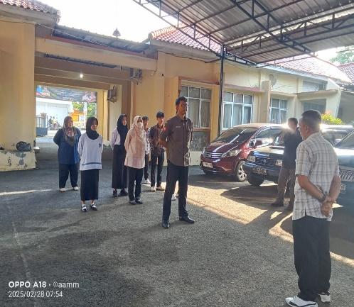 Mahasiswa Magang MBKM Prodi Pengembangan Masyarakat Islam Terlibat dalam Implementasi Program LInjamsos Dinas Sosial Kabupaten Majalengka